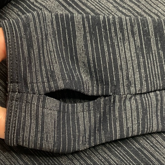 Fabletics Megan Seamless Lurex Pullover - Picture 4 of 11